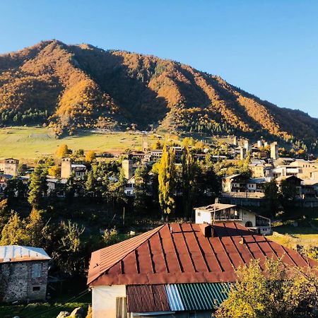 Travel Inn House Mestia • Მოგზაურის Სახლი ภายนอก รูปภาพ
