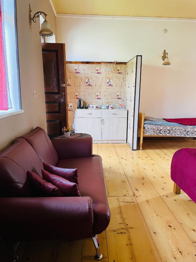 Travel Inn House Mestia • Მოგზაურის Სახლი ภายนอก รูปภาพ