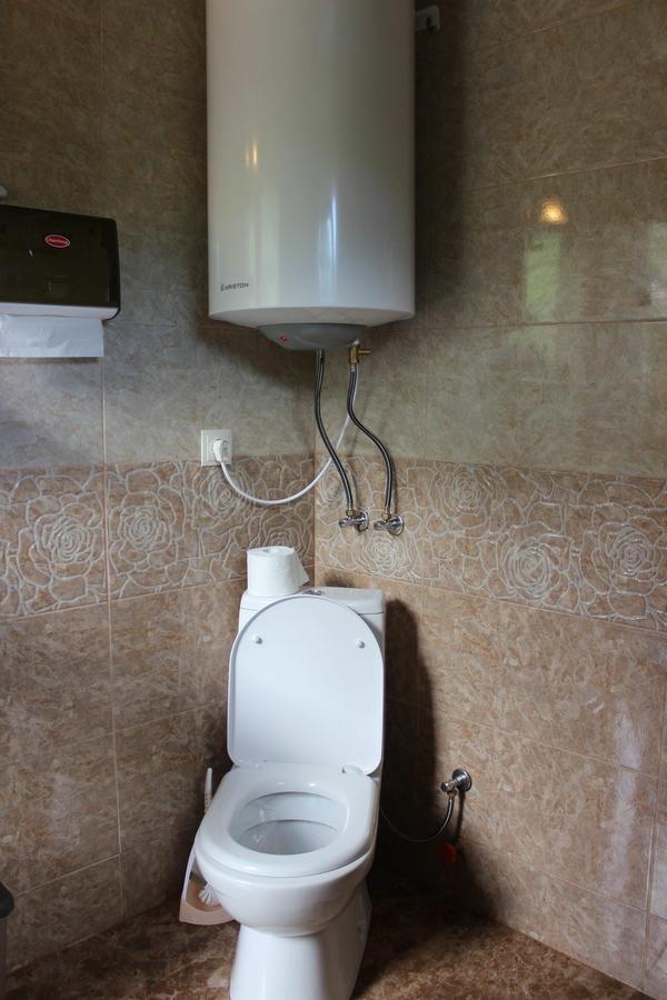 Travel Inn House Mestia • Მოგზაურის Სახლი ภายนอก รูปภาพ