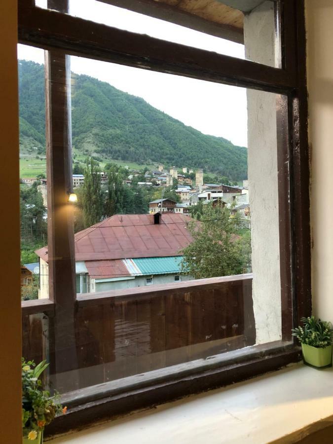 Travel Inn House Mestia • Მოგზაურის Სახლი ภายนอก รูปภาพ