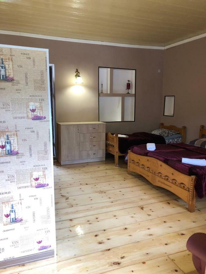 Travel Inn House Mestia • Მოგზაურის Სახლი ภายนอก รูปภาพ